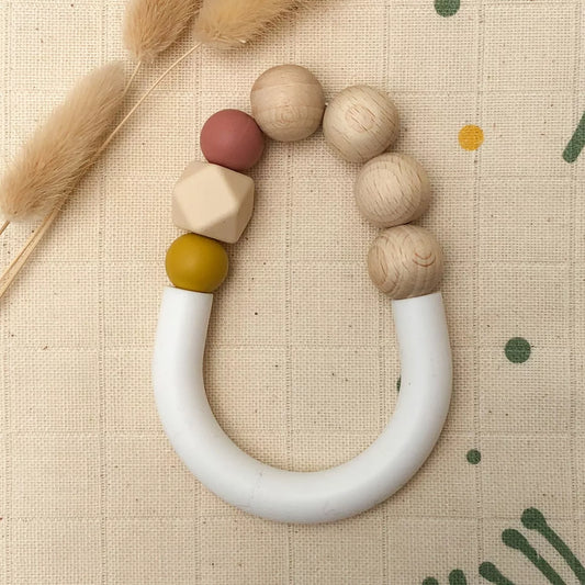 Pitigaïa Teething Ring Pink - Silicone and Beechwood
