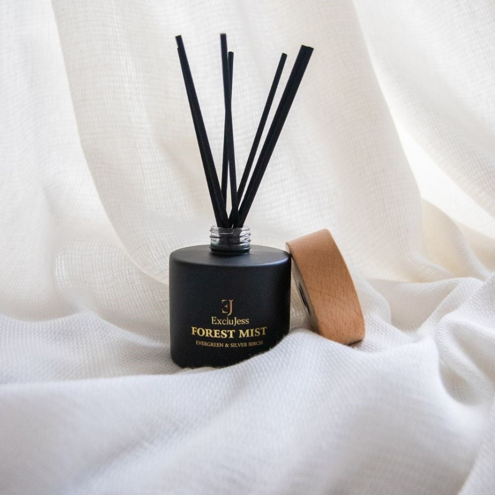 Gift set Forest Mist Everreen &amp; Silver Birch Fragrance Sticks &amp; Scented Candle