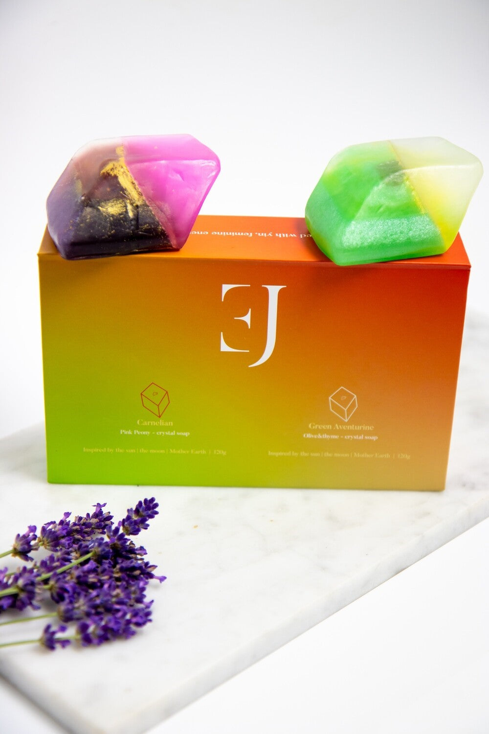 Gift set crystal soaps Red Carnelian &amp; Green Aventurine