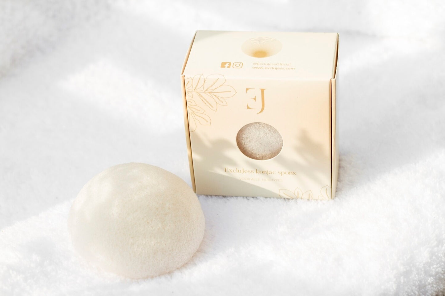 White konjac sponge